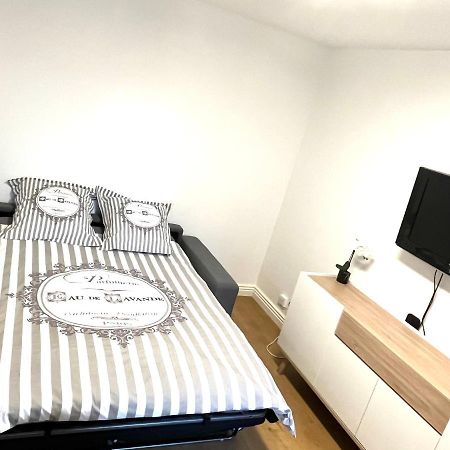 Deux Pieces Cosy A La Croisette Appartement Carrières-sous-Poissy Buitenkant foto